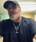 Dating Man Etats-Unis to Hardy : Martin, 52 years